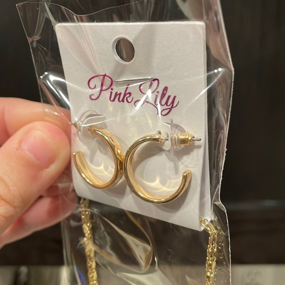 Pink Lily Jewelry Set